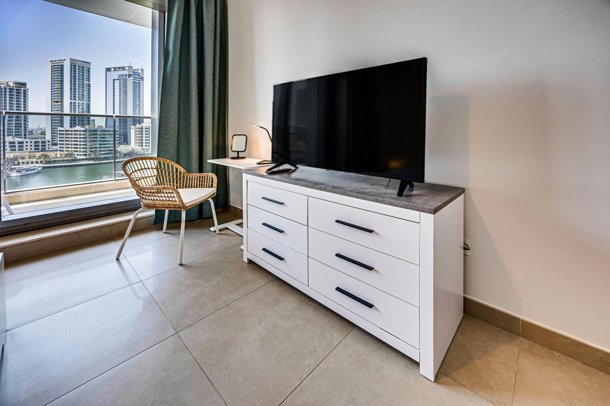 5 Star Sparkle Tower By Swarovski, Dubai Marina Kültér fotó